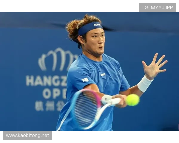 新赛季网球巡回赛焦点明星状态回暖年轻力量全面崛起与老将竞逐冠军荣誉